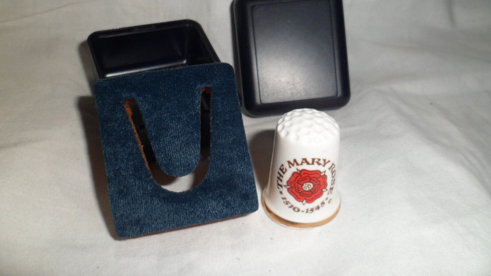 collectable thimble mary rose original box