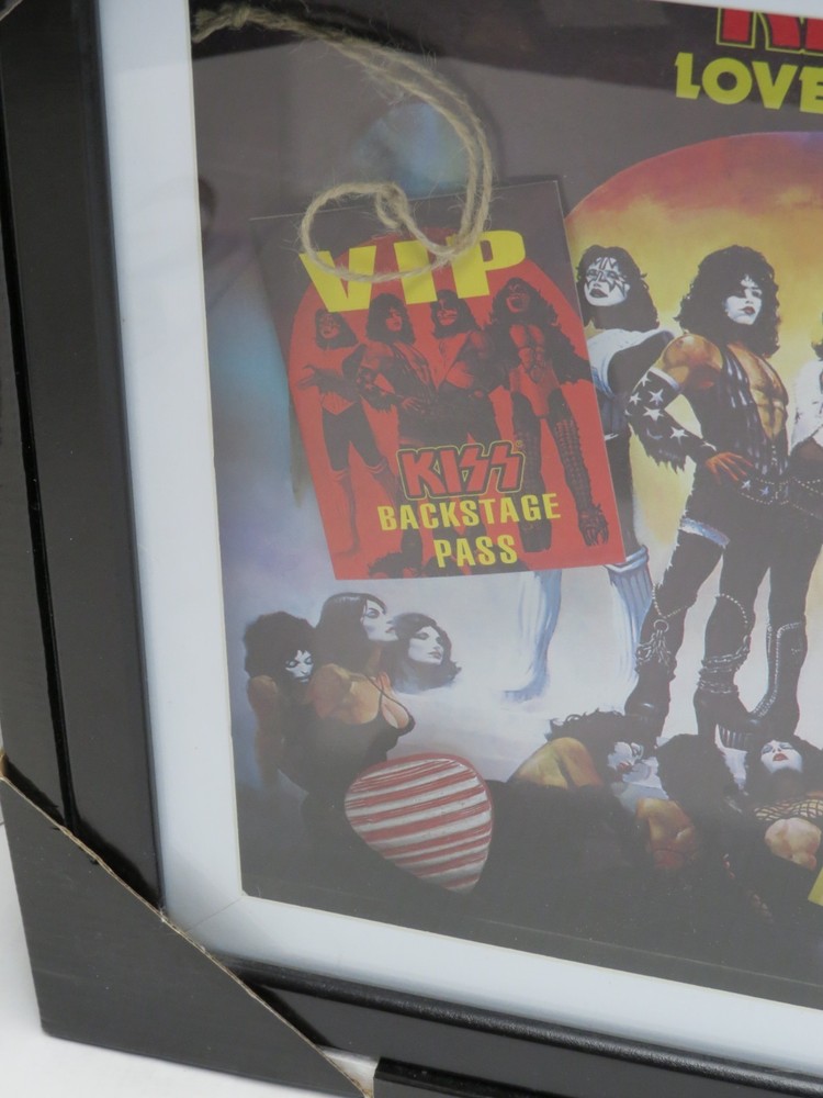 KISS LOVE GUN SHADOWBOX OFFICIAL 2006