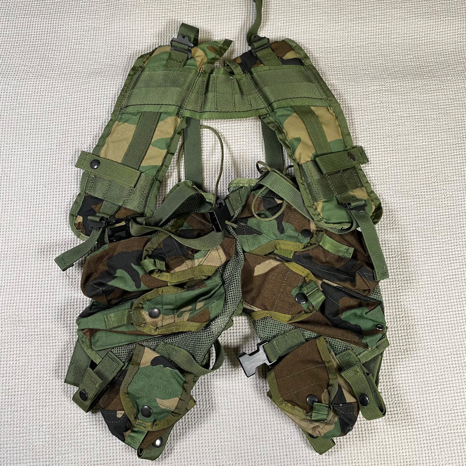 USGI Enhanced Load Bearing Vest LBV Woodland CAMO M81 Tactical LBV88 BDU ALICE