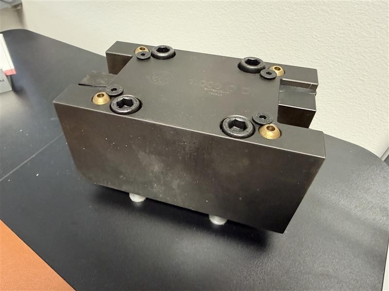 Haas BMT65 1" OD Static Tool Holder – BMT65OD-1T