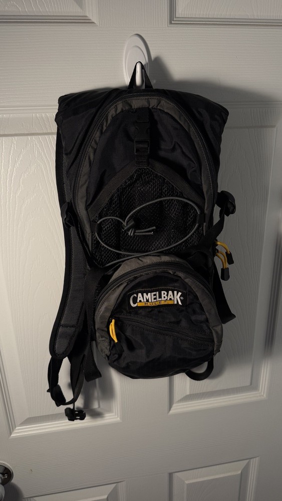 Vintage Camelbak M.U.L.E. Hydration Pack grey Black no bladder