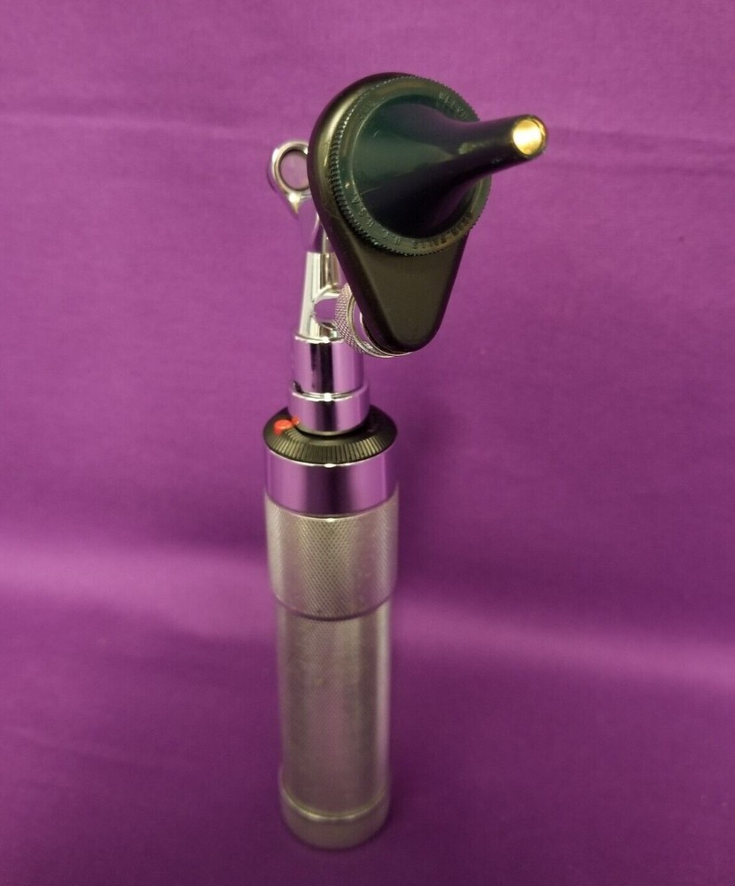 Welch Allyn 2.5V Operating Otoscope Set Plugin Handle