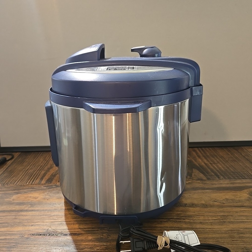 Instant Pot Navy Blue Multi-Function IP-LUX 60 - 6 Quart - Tested Works Great