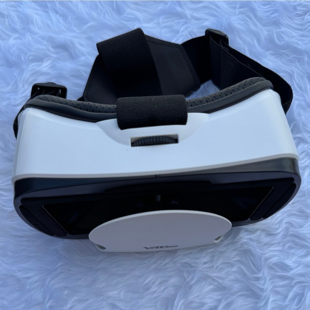 VR Headset Virtual Reality Glasses 3D Adjustable Headset for Smartphones