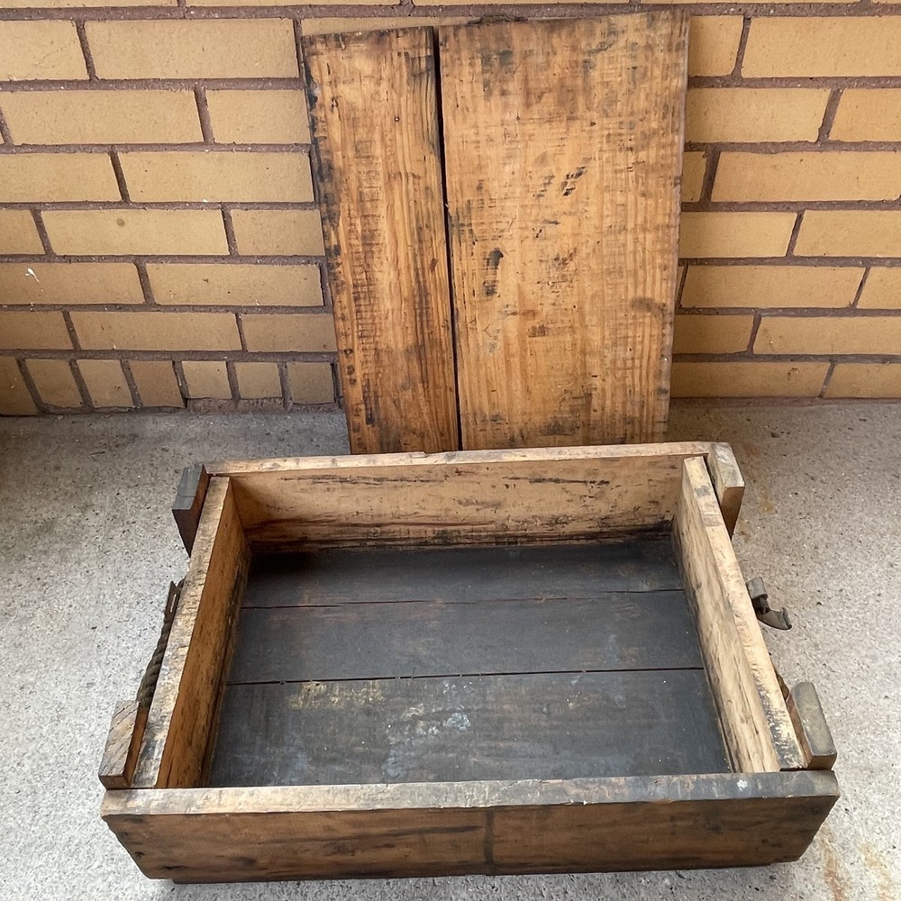 U.S. WWII World War Dated Haversack Demolition Explosive Wood Crate / Box & Lid