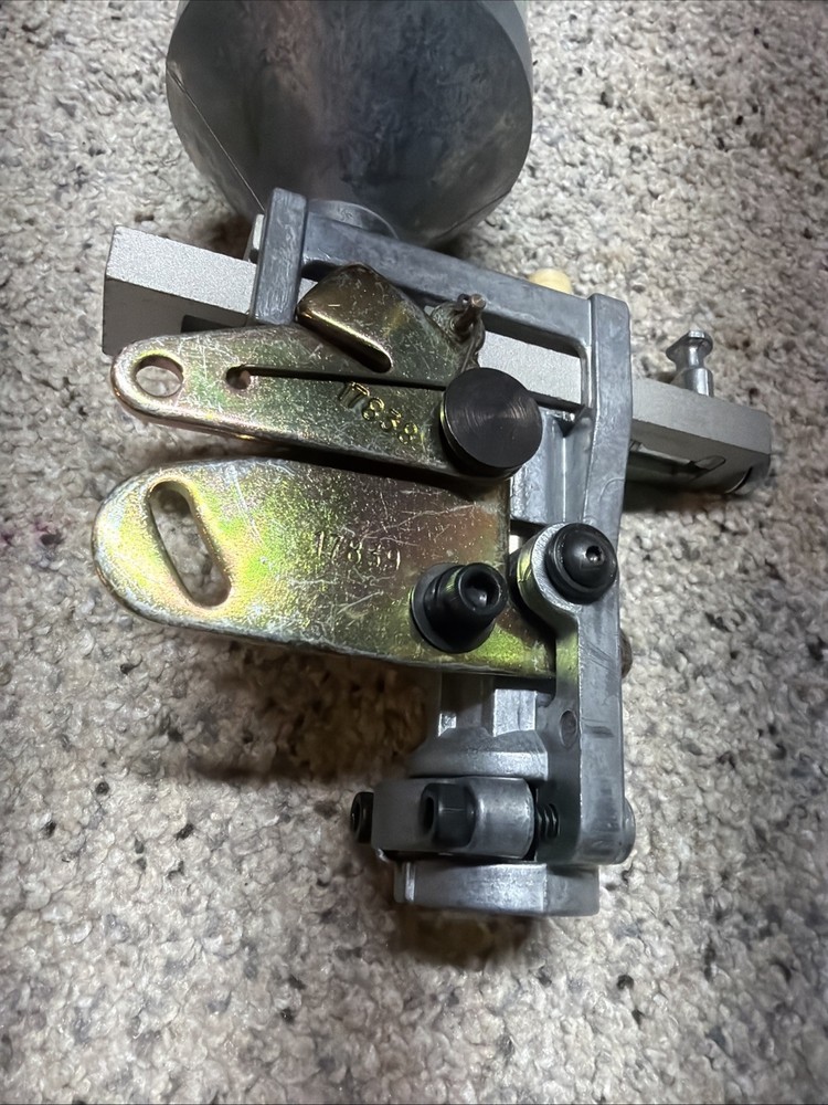 Dillon Powder Measure