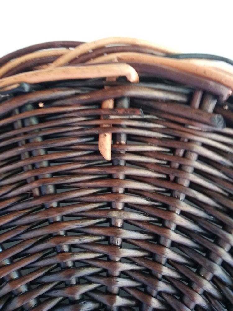Woven Wicker Wall or Table Flat Basket - Centerpiece 14" Diameter, 2" Deep