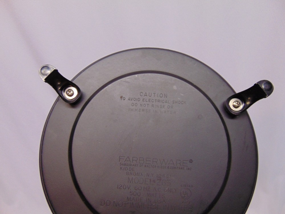 Vintage Farberware Automatic Electric Crepe Maker #263 9" round surface black