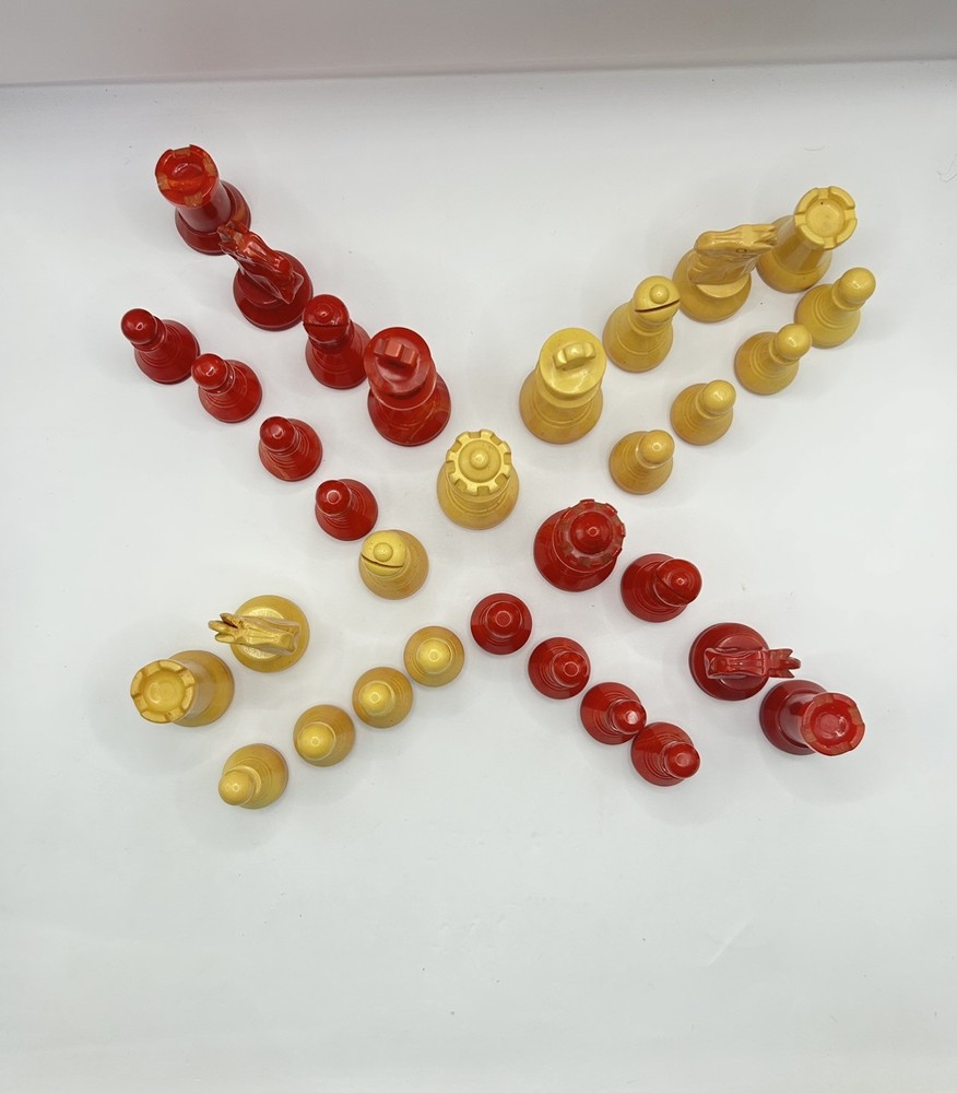 Vintage Bakelite Chess Set Red & Butterscotch 32pc Complete