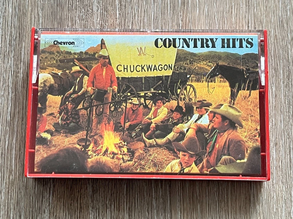 country hits - chuckwagon ( cassette not played )