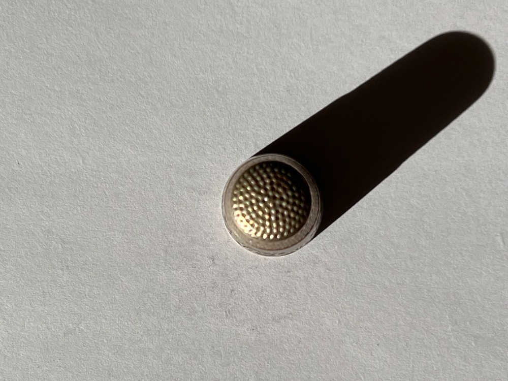 Antique Sterling Brogan Leafs Thimble