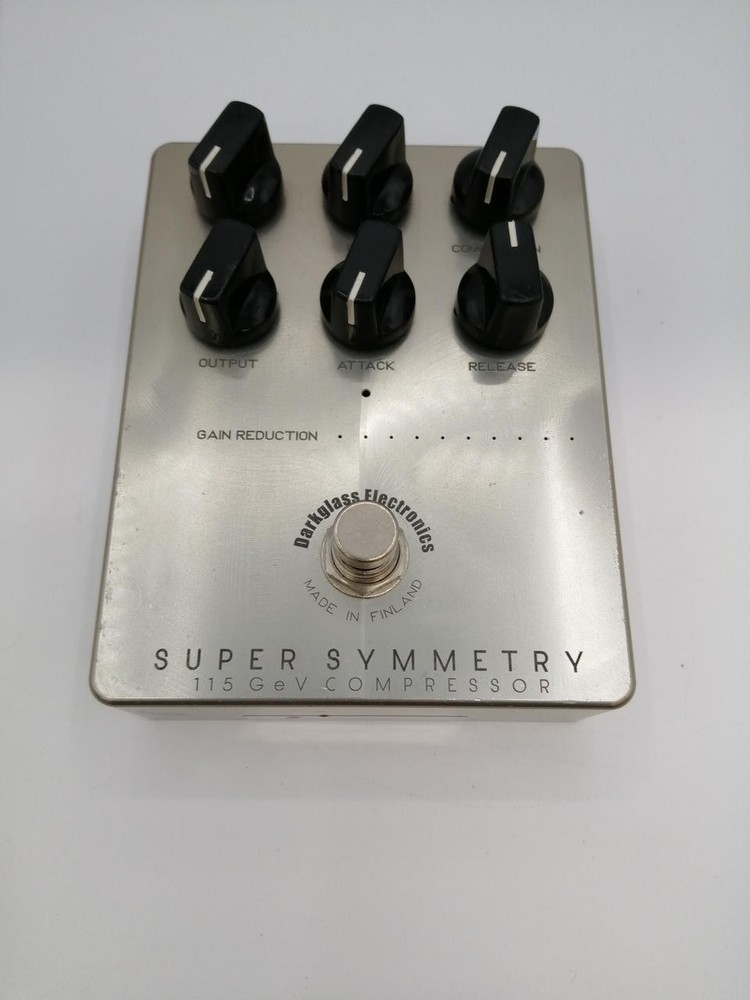 DARKGLASS ELECTRONICS Model: SUPER SYMMETRY