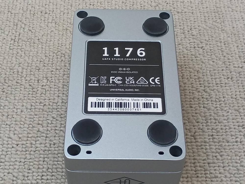 UNIVERSAL AUDIO 1176 UAFX STUDIO COMPRESSOR Effector
