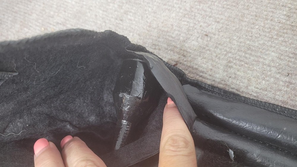 2000-2005 Ford Excursion Jack/Toolkit, Black, 000