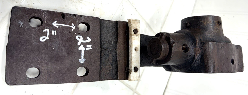 E143 Cast Iron Bracket Gear is Stuck Mounts 2" x 2"