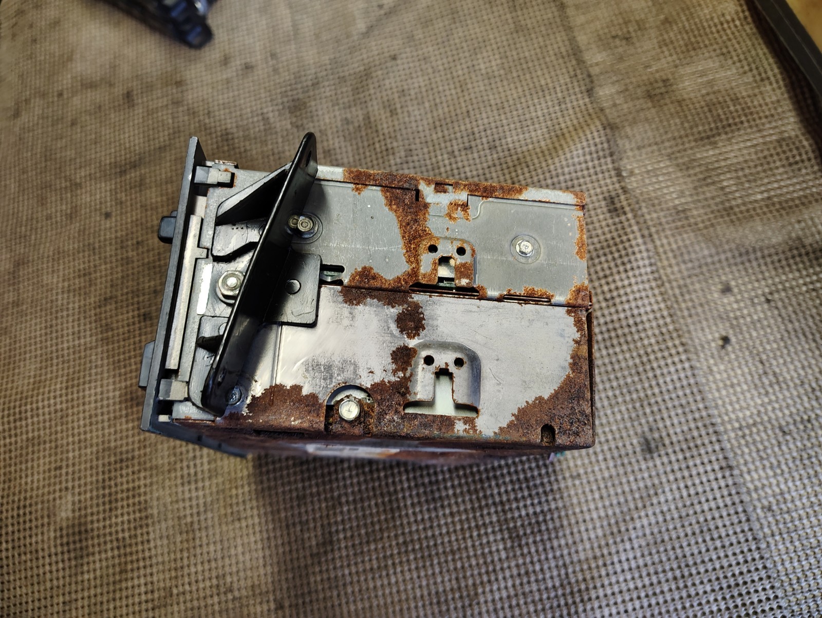 1989 1990 Oldsmobile Delta 88 98 Regency Original GM AM FM Cassette Radio