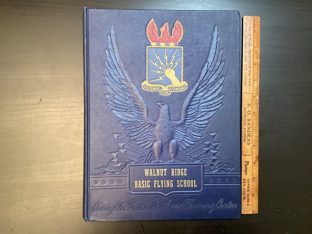 WWII Army Air Force Walnut Ridge Basic Flying School 1943 CLASS 43-E HC Book