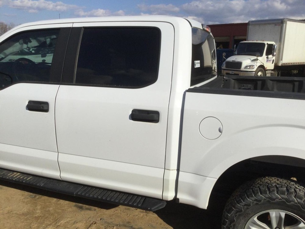 F150 2019 Glove Box 4989573
