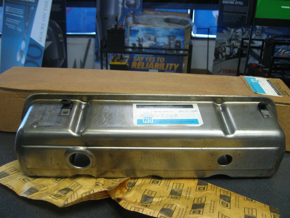 OMC Sterndrive 0980502 Valve Cover