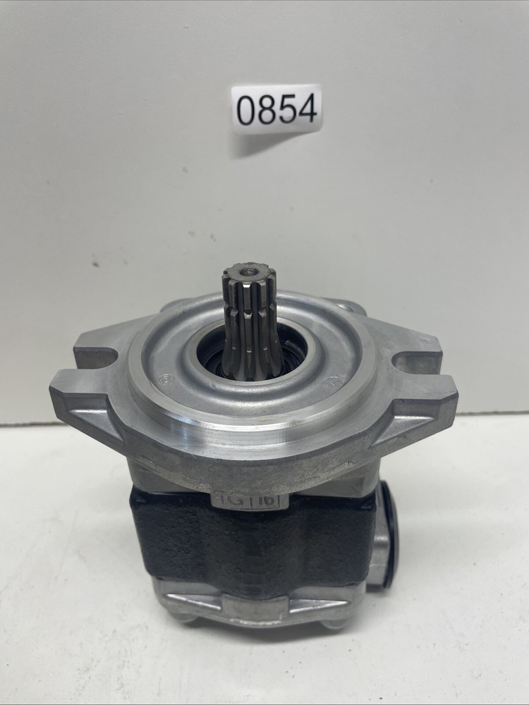 CNH Hydraulic Pump KMJ11300