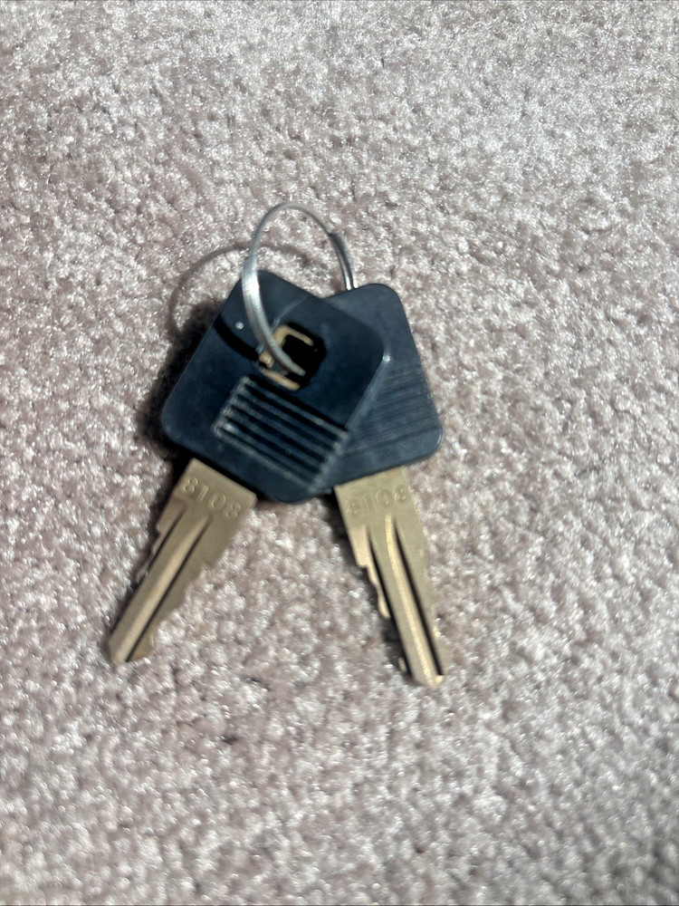 Set Of 2 Sears Craftsman OEM Toolbox Keys  Code 8108