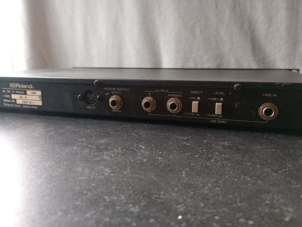 USED Roland RE-3 Space Echo Rack Mounted Effects Unit