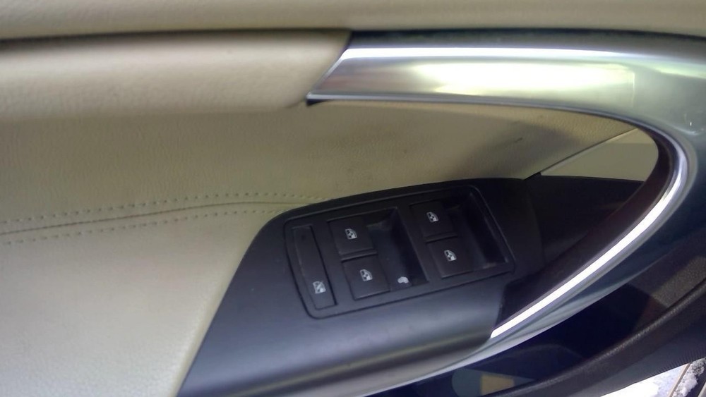 Used A/C Selector Switch fits: 2011 Buick Regal automatic and auxiliary control