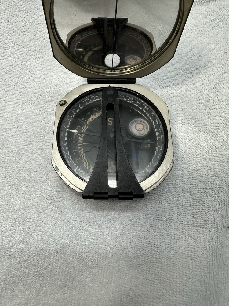 Vintage M2 Army Compass