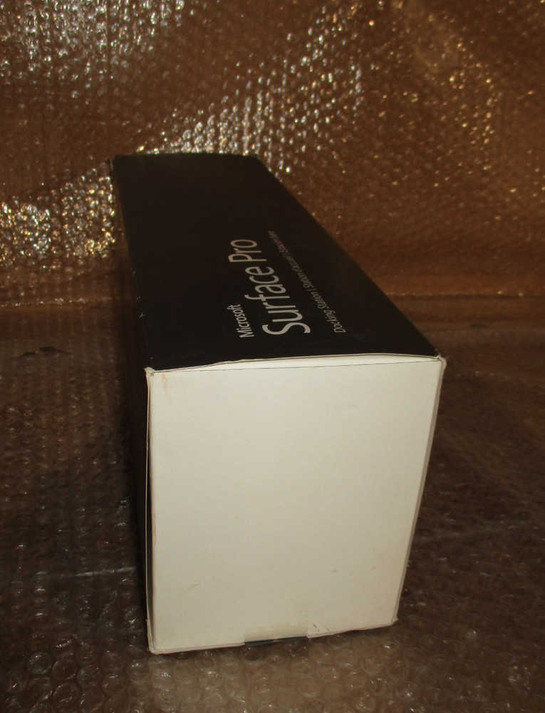 Micosoft Surface Docking Station 1664 W/ POWER ADAPTER 1627