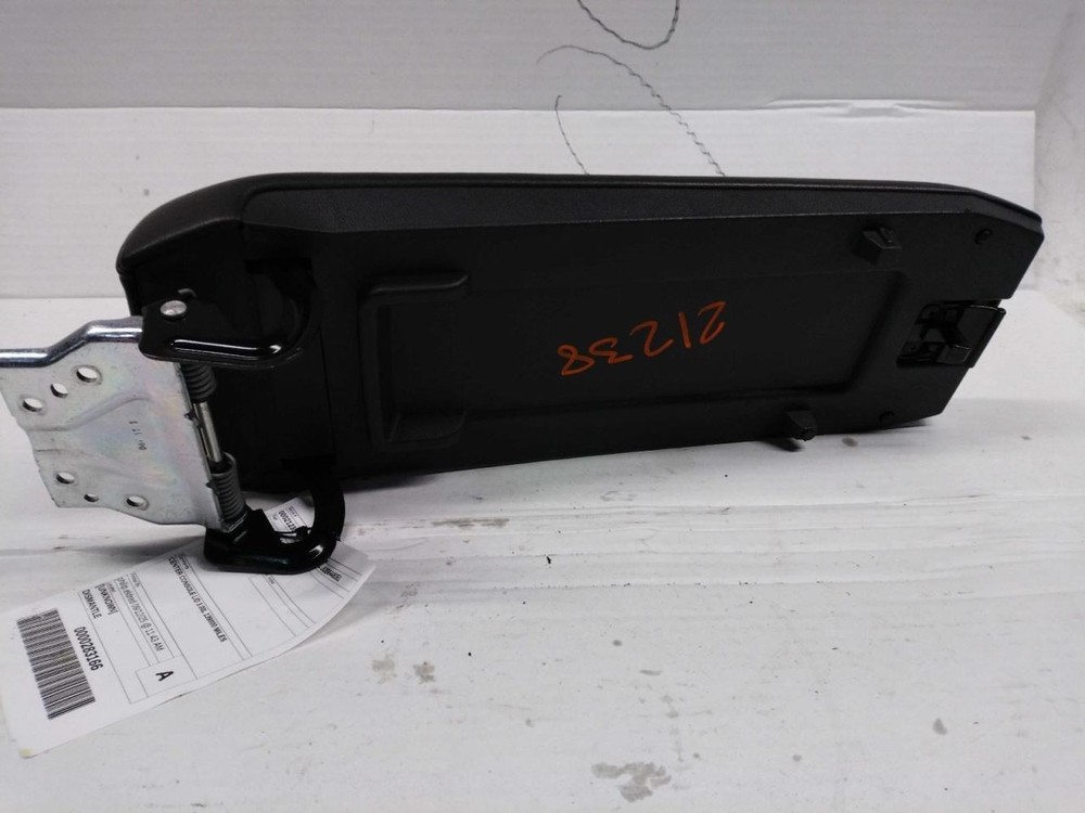 EQUINOX 2011 center console cover 535210