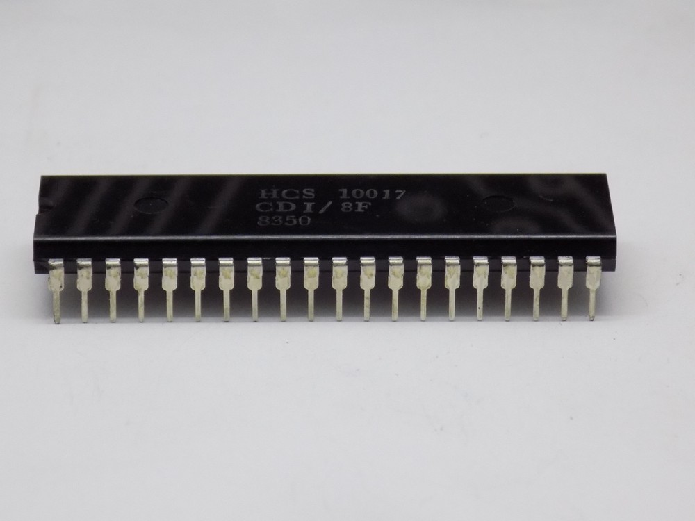 1x HCS10017 ULA Oric Atmos 8bit Controller DIP-40