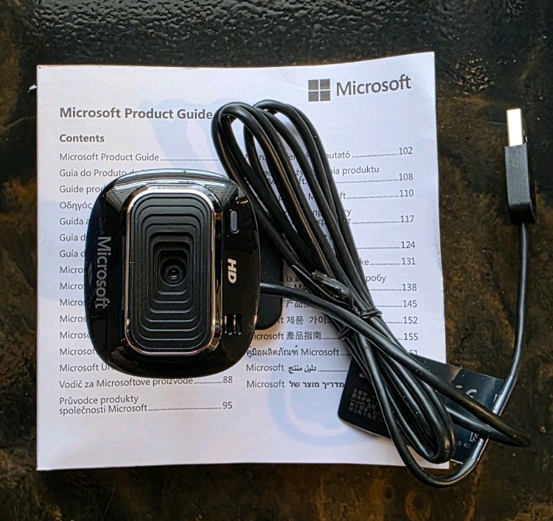 Microsoft LifeCam HD-3000 Webcam – Crystal-Clear Video, Every Time
