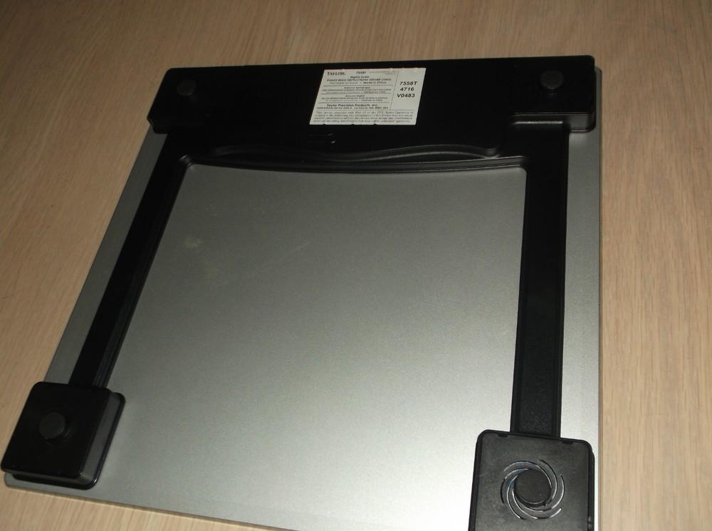 7558T Taylor Glass Digital Scale