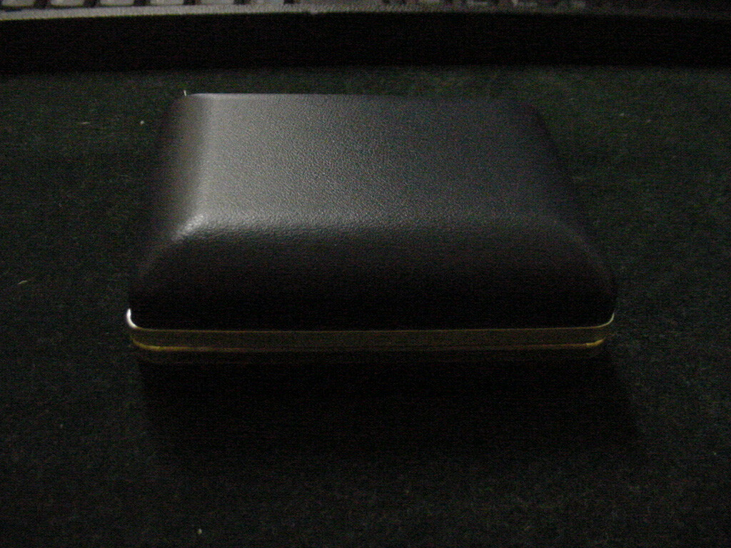 Pair of President Trump Official issued white house staff cufflinks-Free Shippi