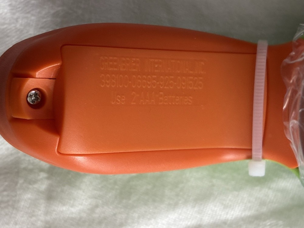 Greenbrier Handheld LED Bug Catcher & Magnifier Viewer with Scale - NEW