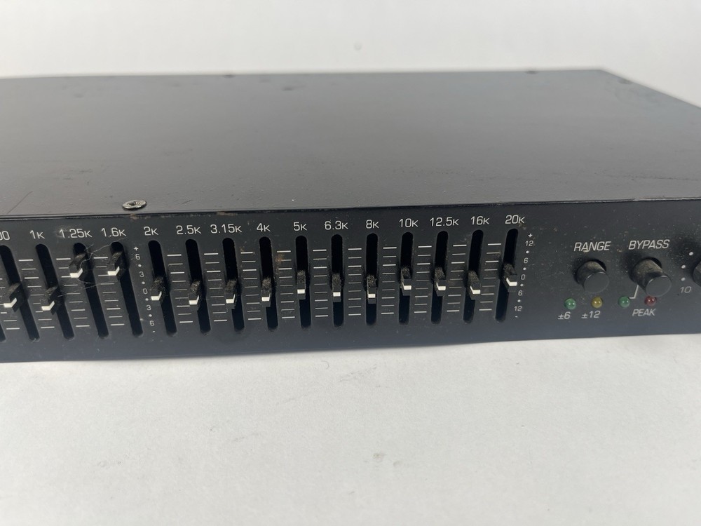 BBE EQA131 Equalizer 15 Band Tested Working