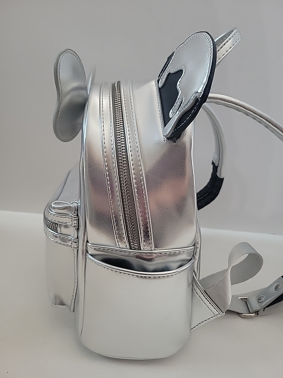 Disney Parks 100 Years Loungefly Minnie Mouse Mini Backpack Platinum Silver Drip