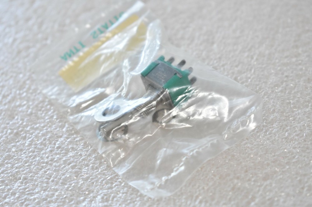 TE CONNECTIVITY TYCO 1-1571925-6 TOGGLE SWITCH (1 EACH)