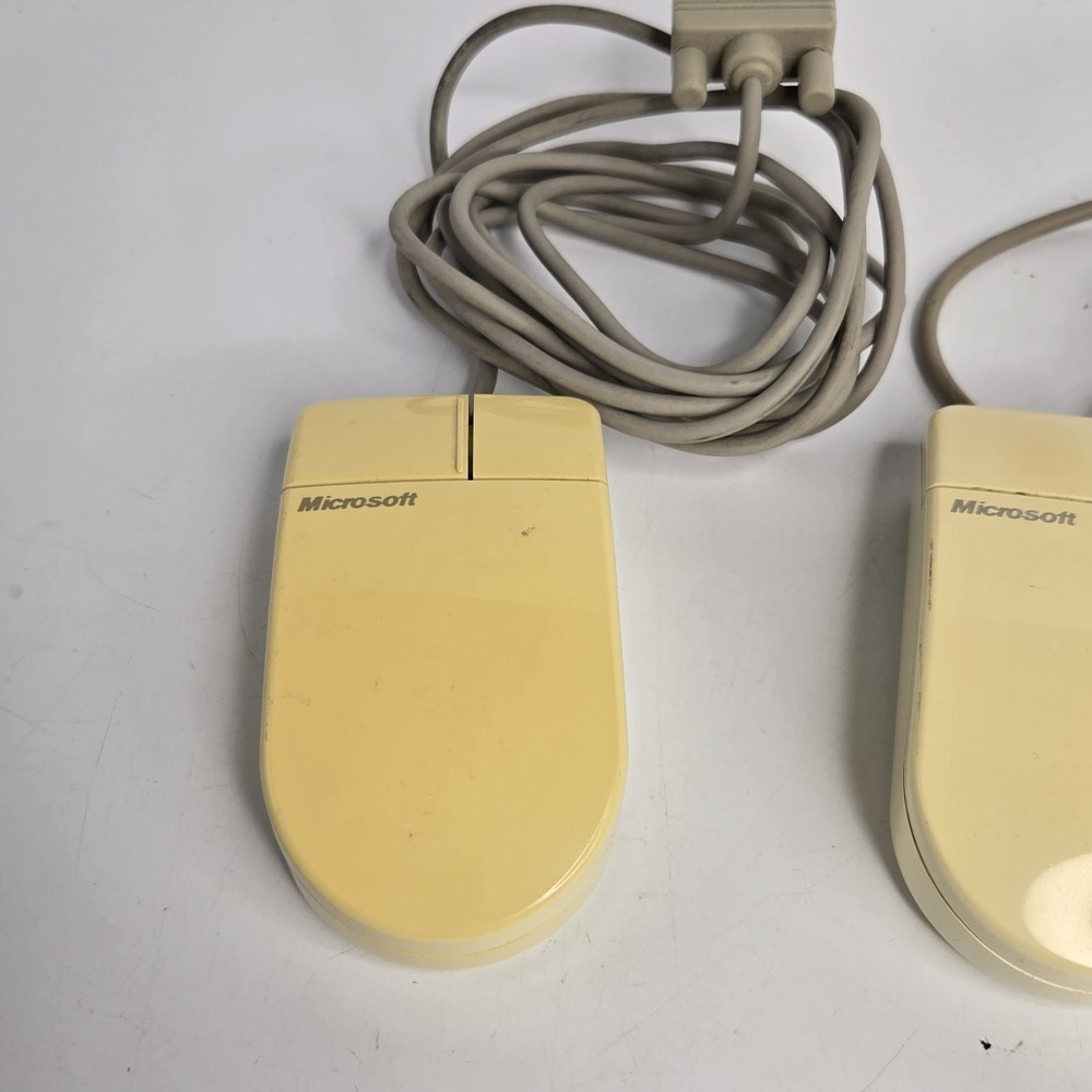 VINTAGE MICROSOFT MOUSE Lot SERIAL PS/2 COMPATIBLE C3K5K5COMB 2-BUTTON UNTESTED