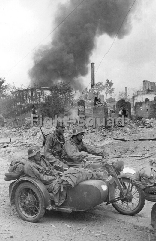 WW2 Picture Photo 3 German Soldiers in a Motorcycle  3793