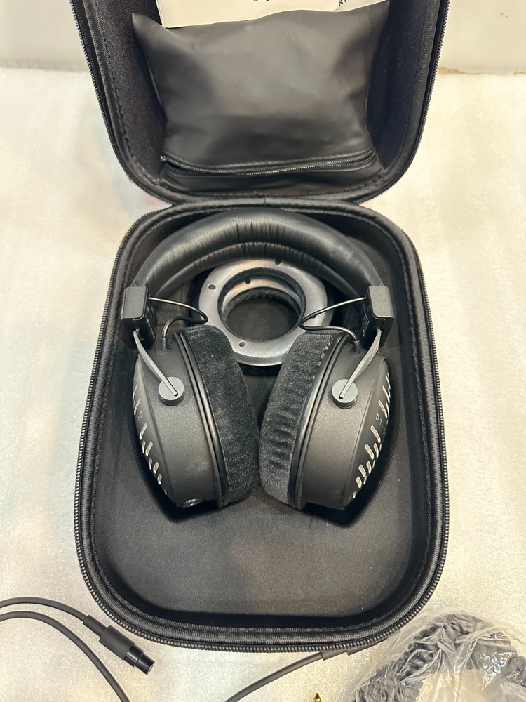 Beyerdynamic DT 1990 Pro Studio Reference Headphones