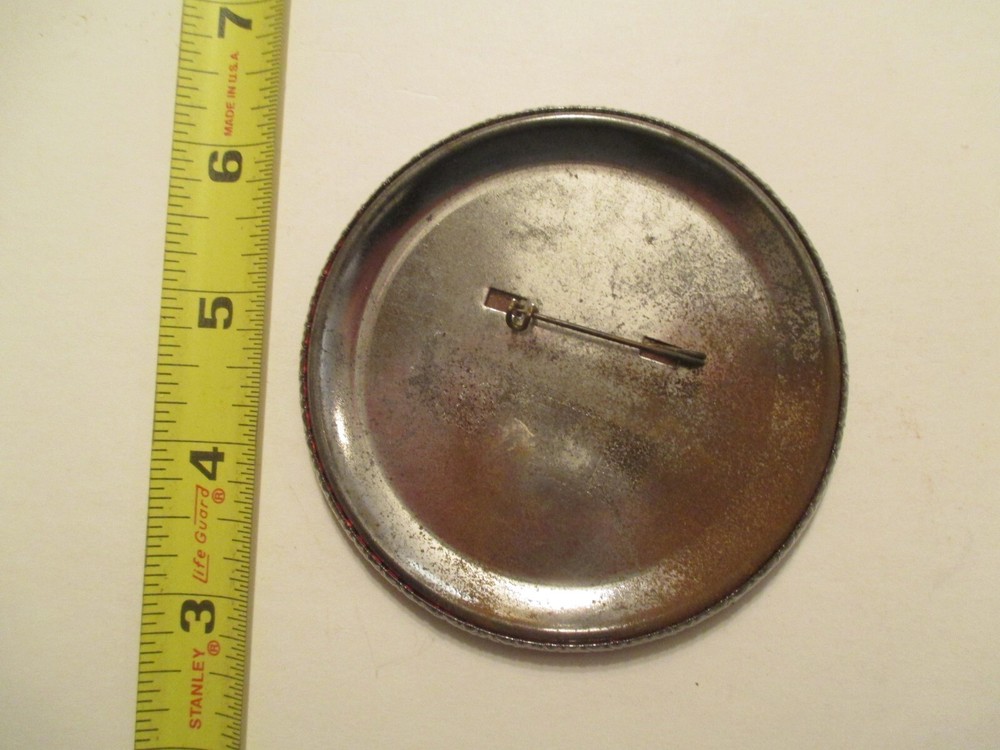 Pucker Power Support Hockey Pinback Button