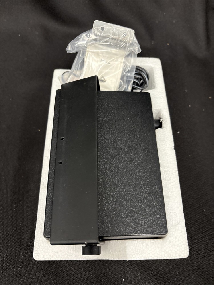 Vintage Radar Detector Pyramid Model 767