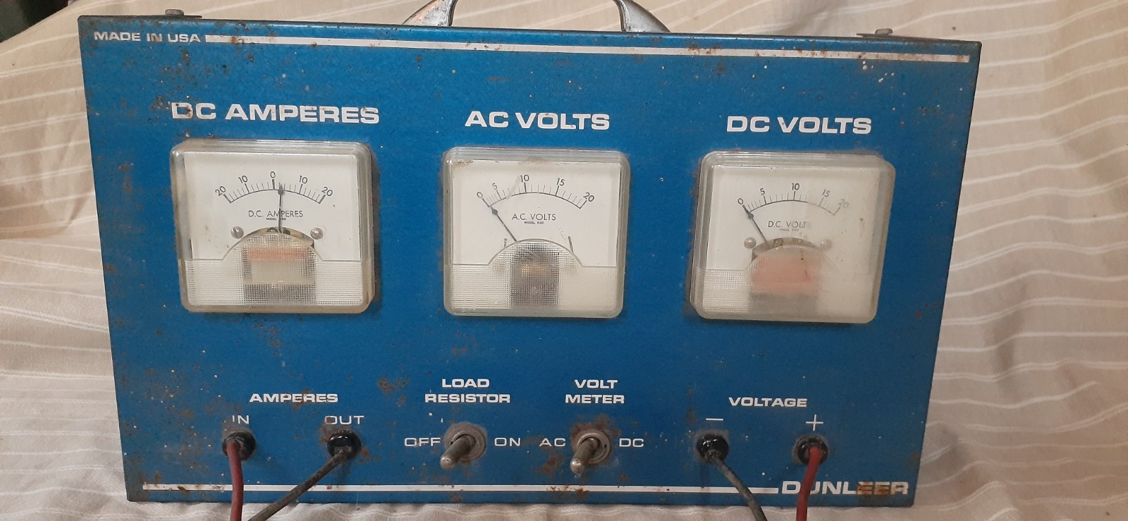 Vintage Dunleer Automotive Car Portable Alternator Tester AC/DC Volts, Ammeter