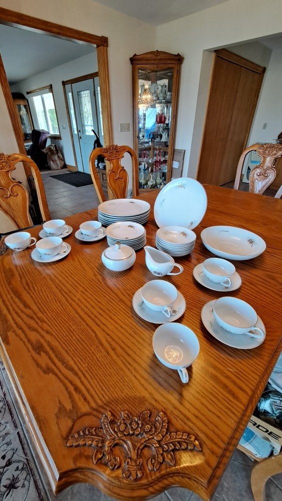 Fukagawa Arita Handpainted 41 Piece Grouping Dinnerware Pine Cone Pattern #904