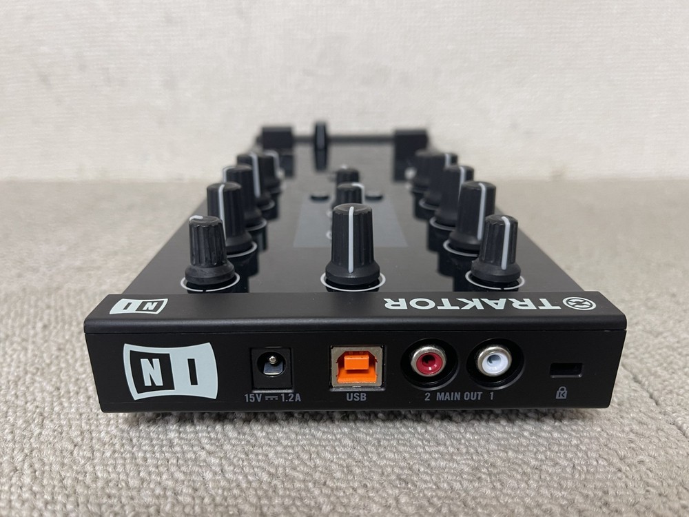 Native Instruments Traktor Kontrol Z1 DJ Mixing Interface with Transfer ID Used