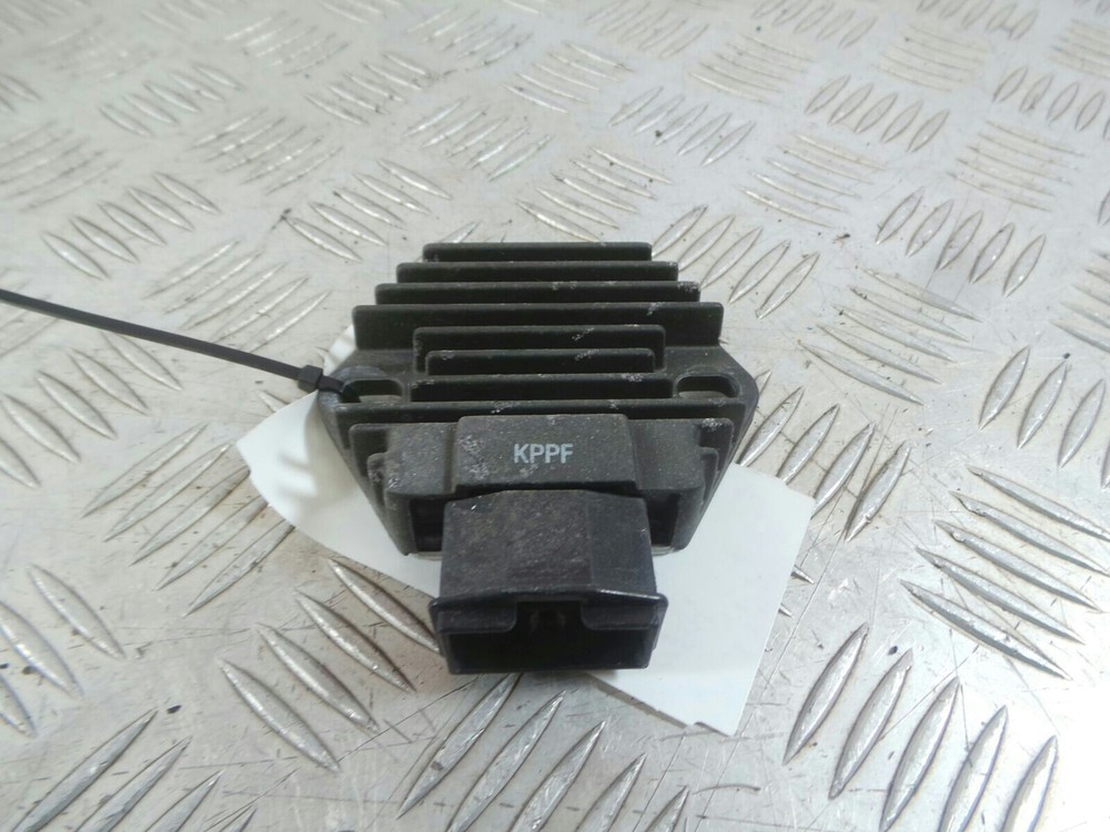 2004 HONDA CBR125R  RECTIFIER REGULATOR