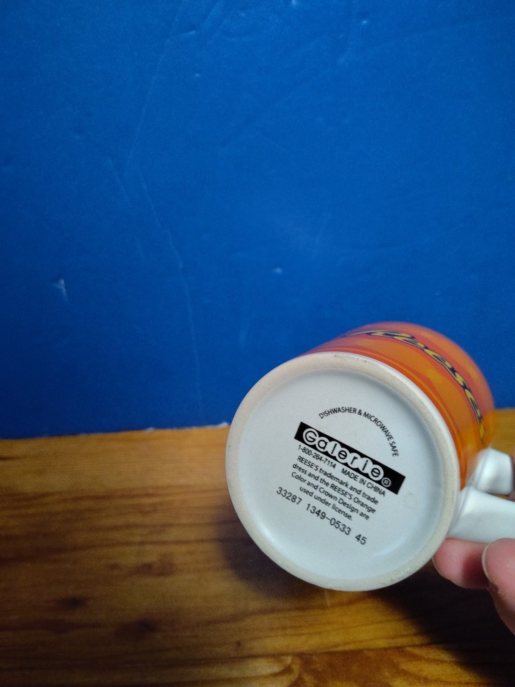 Reese's Peanut Butter Cup Coffee Mug EUC
