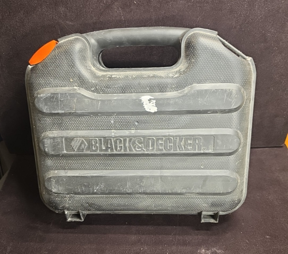 Black and Decker DR220 Corded 3/8" Variable Speed Drill with Case (No Bits)