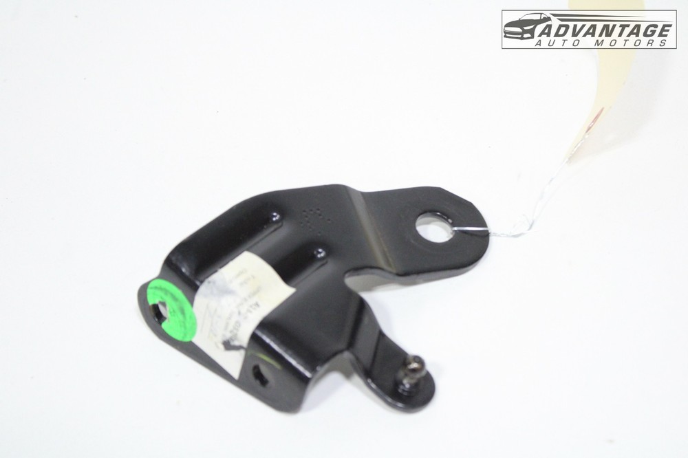 17-24 FREIGHTLINER CASCADIA 126 REAR RIGHT UPPER BED SLEEPER BUNK BRACKET OEM